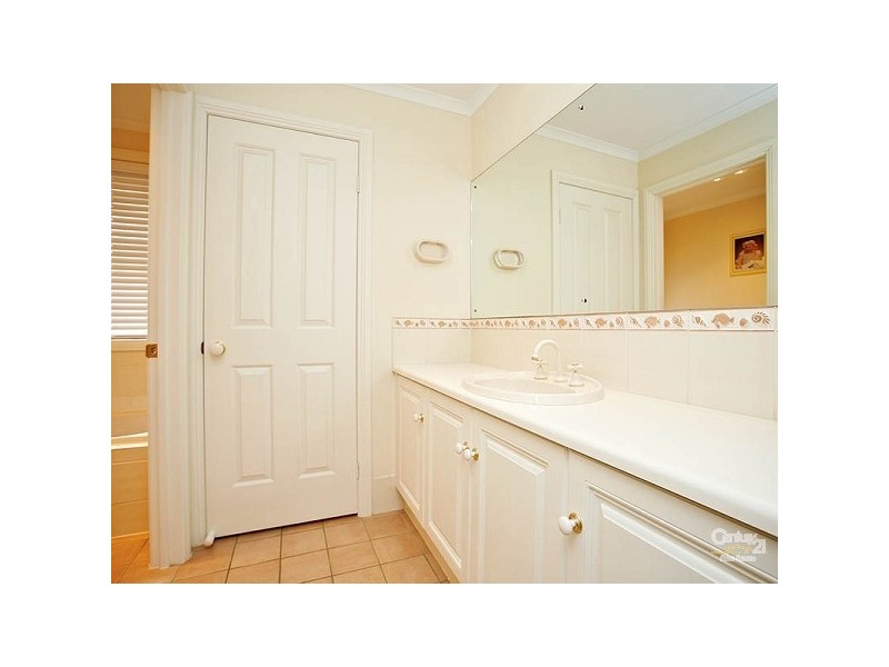 6 Mullen Court, Evanston Park SA 5116