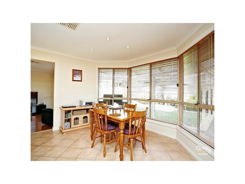 6 Mullen Court, Evanston Park SA 5116