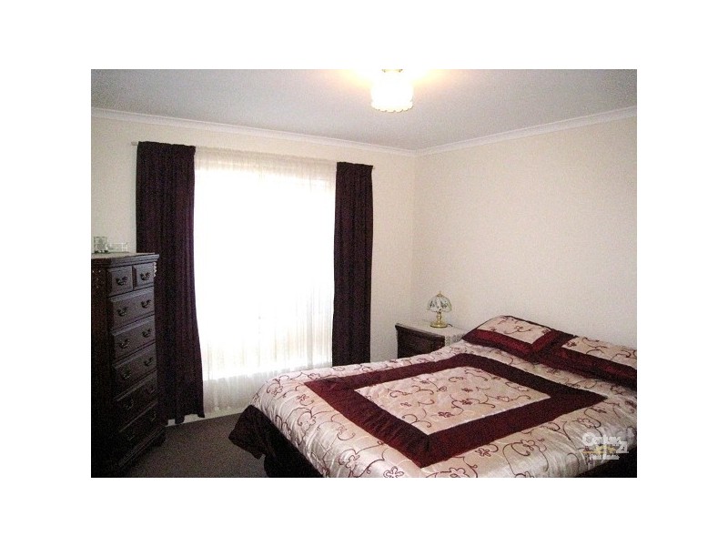 13 Navigator Parade, Smithfield SA 5114