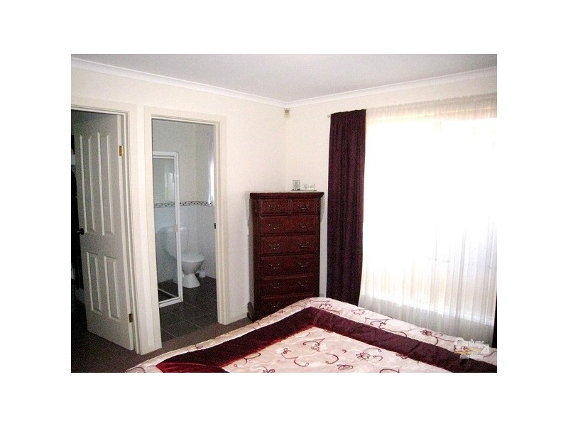 13 Navigator Parade, Smithfield SA 5114