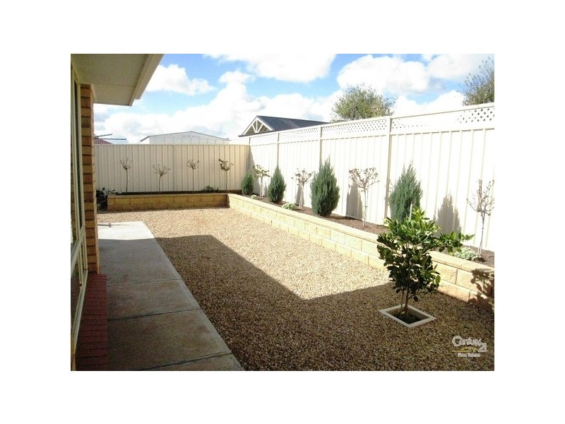 13 Navigator Parade, Smithfield SA 5114