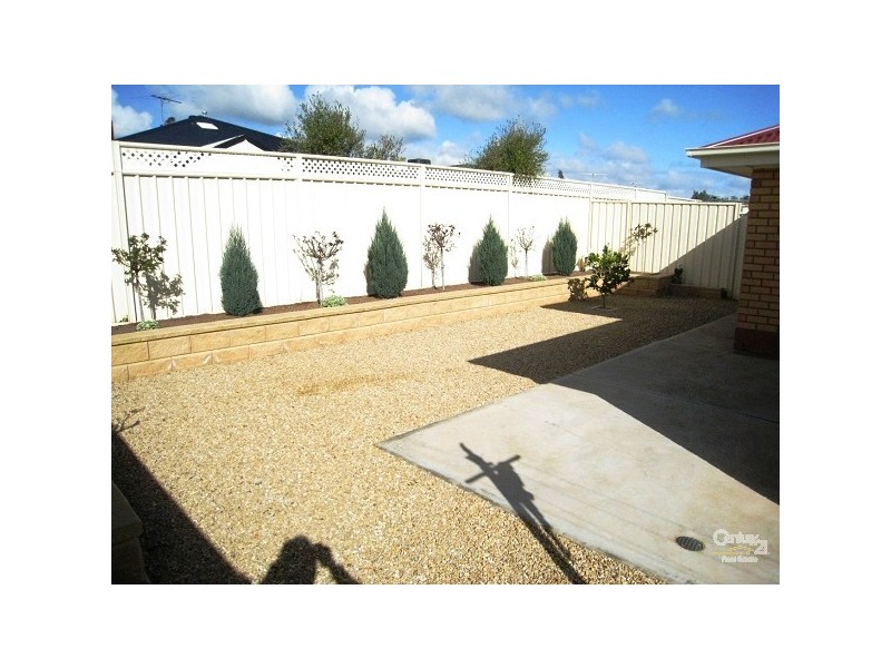 13 Navigator Parade, Smithfield SA 5114