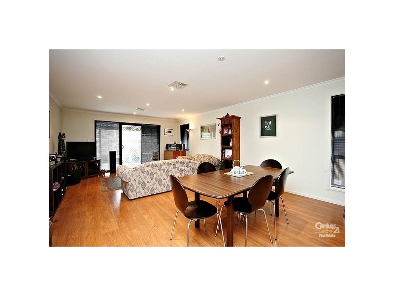 2/24 Spains Road, Salisbury Downs SA 5108