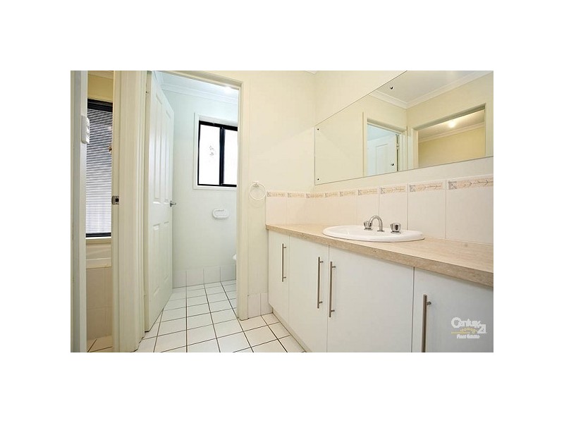 2/24 Spains Road, Salisbury Downs SA 5108