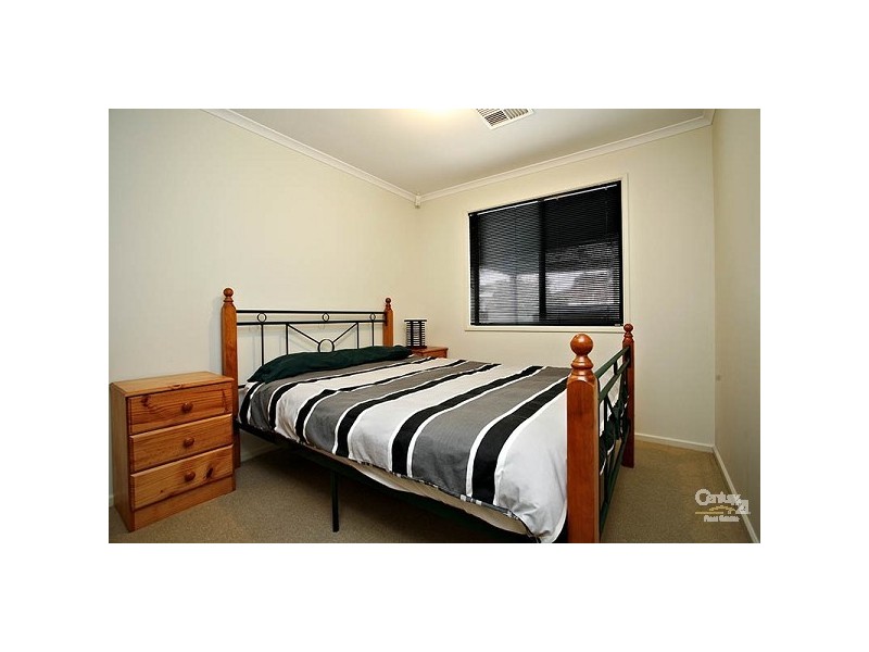 2/24 Spains Road, Salisbury Downs SA 5108