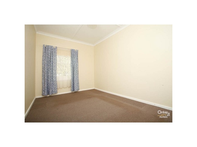 16 Stirling Street, Kapunda SA 5373