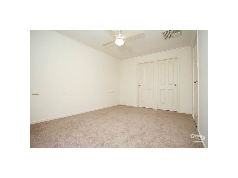 1 Marlborough Close, Hillbank SA 5112