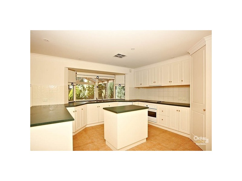 13 Cobby Drive, Modbury Heights SA 5092