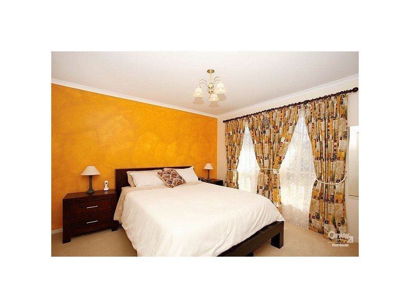 50 Saddle Crescent, Walkley Heights SA 5098