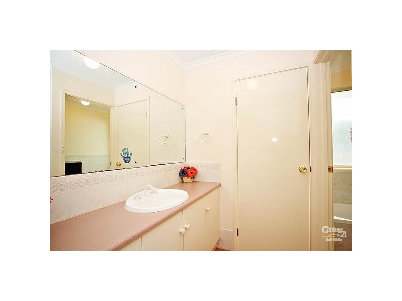 50 Saddle Crescent, Walkley Heights SA 5098