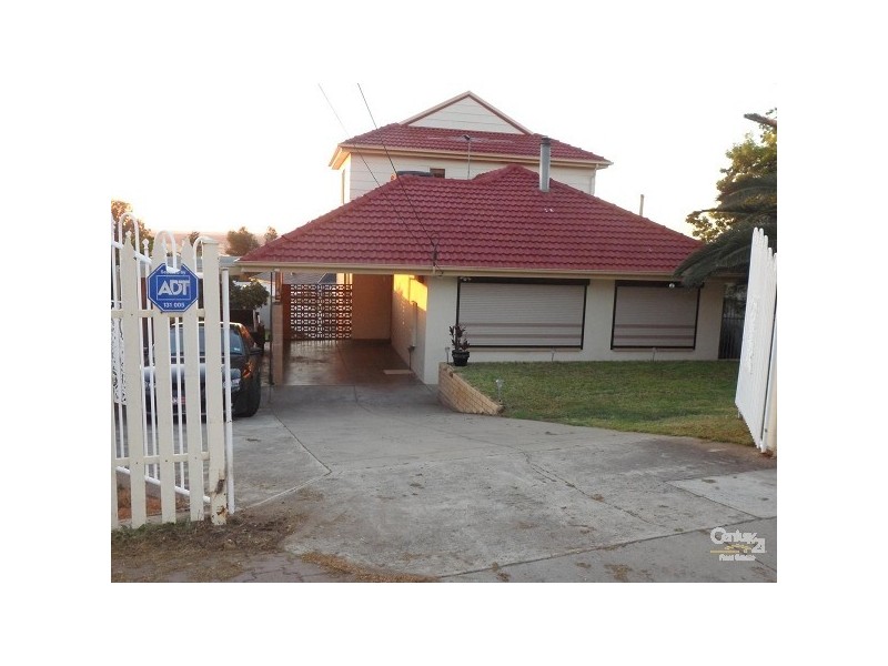 3 Hinton Avenue, Para Hills SA 5096