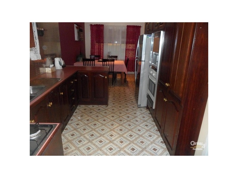 3 Hinton Avenue, Para Hills SA 5096