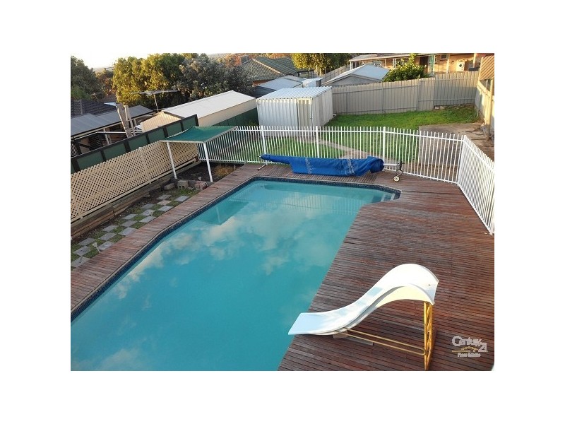 3 Hinton Avenue, Para Hills SA 5096