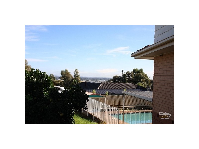 3 Hinton Avenue, Para Hills SA 5096
