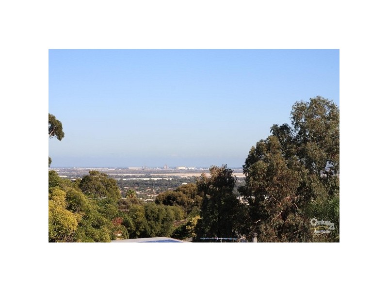 3 Hinton Avenue, Para Hills SA 5096