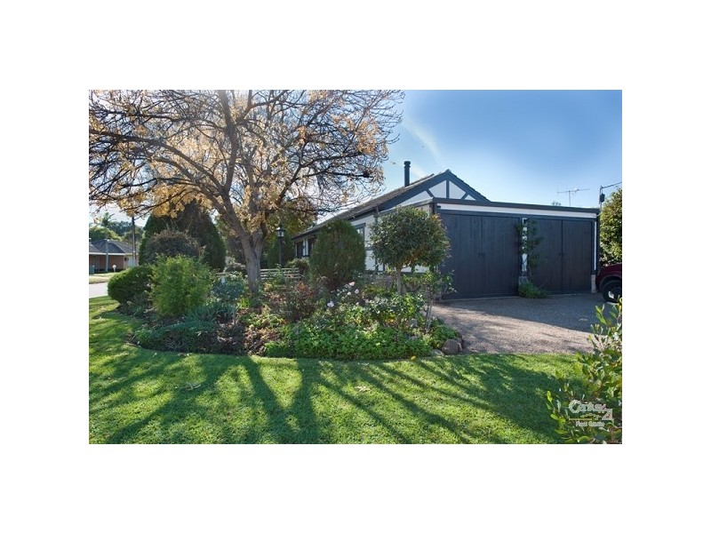 6 Barrington Crescent, Salisbury East SA 5109