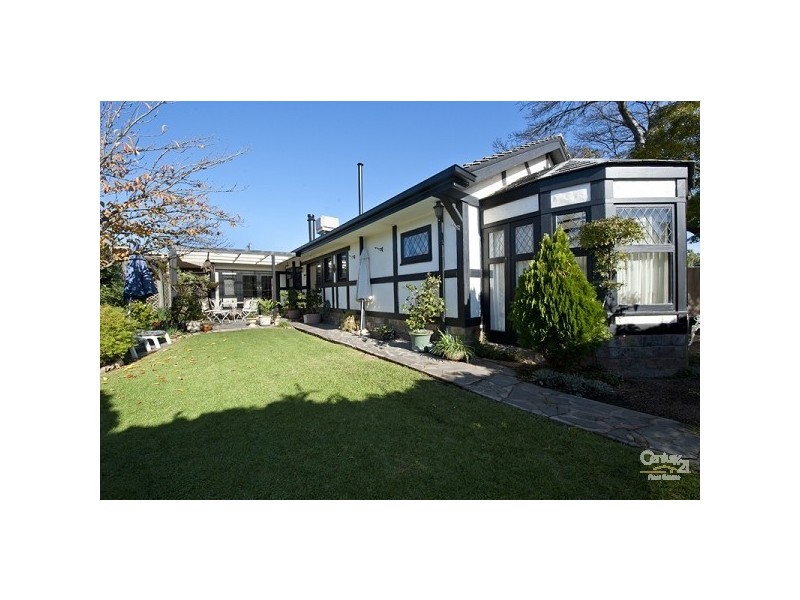6 Barrington Crescent, Salisbury East SA 5109