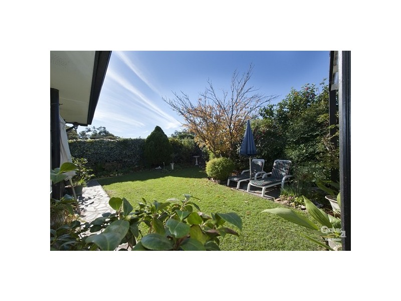 6 Barrington Crescent, Salisbury East SA 5109