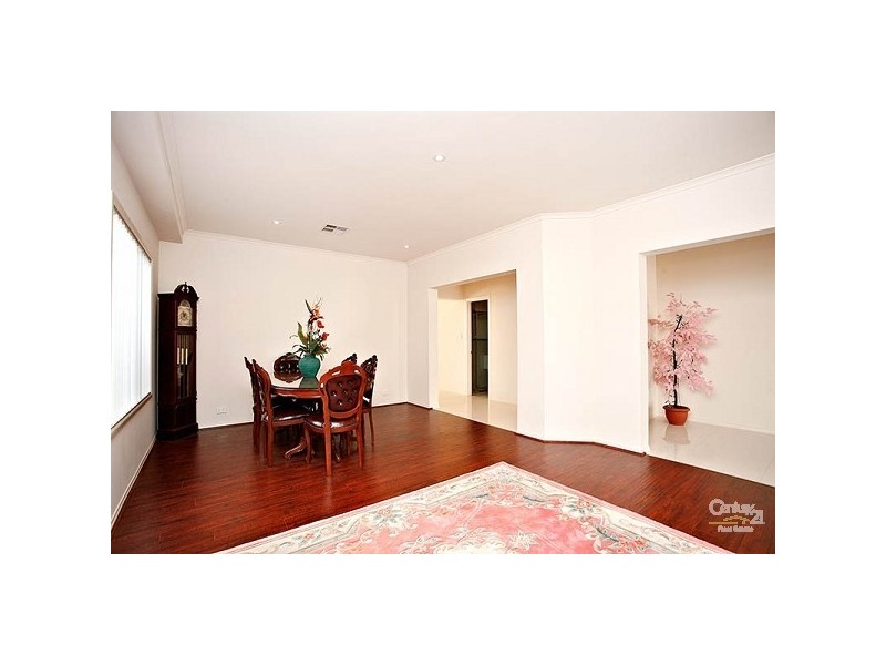 63 Lord Howe Crescent, Mawson Lakes SA 5095