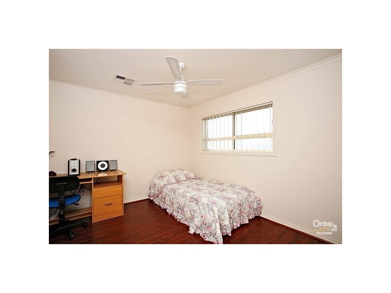 63 Lord Howe Crescent, Mawson Lakes SA 5095