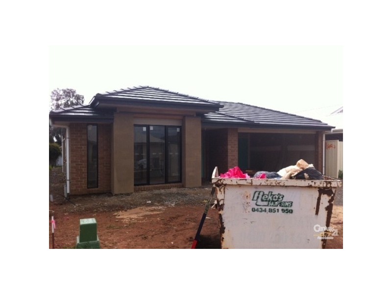 41 Janine Drive, Burton SA 5110