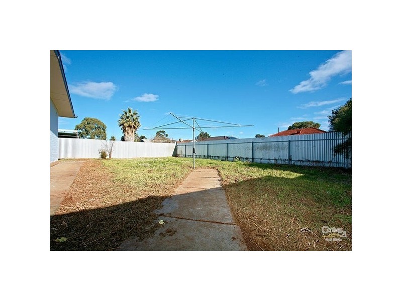 25 Bell Street, Smithfield Plains SA 5114