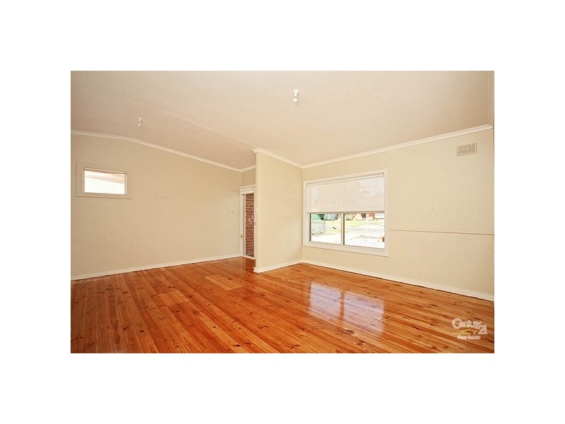 8 Hinsley Road, Smithfield Plains SA 5114