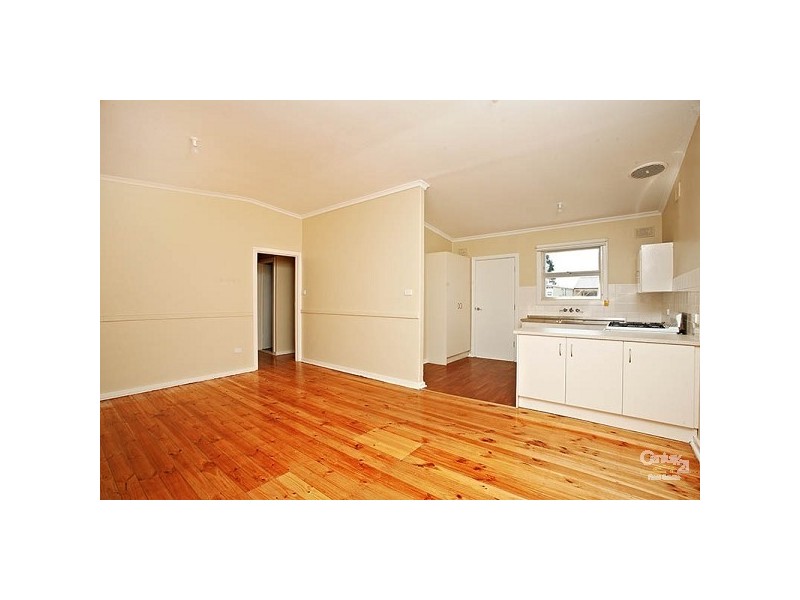 8 Hinsley Road, Smithfield Plains SA 5114