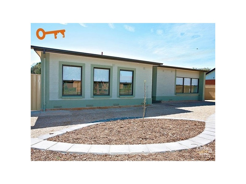 24 Hooper Road, Smithfield Plains SA 5114