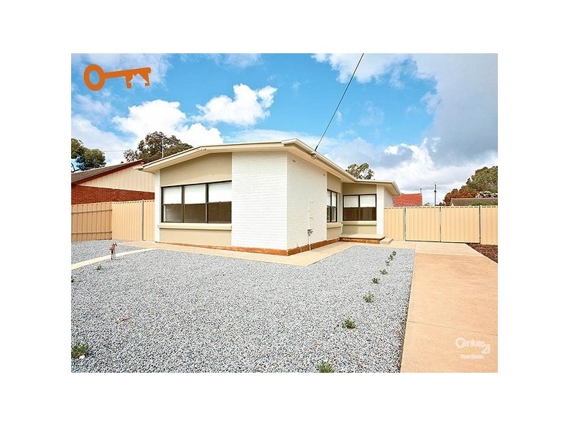 15 Hinsley Road, Smithfield Plains SA 5114