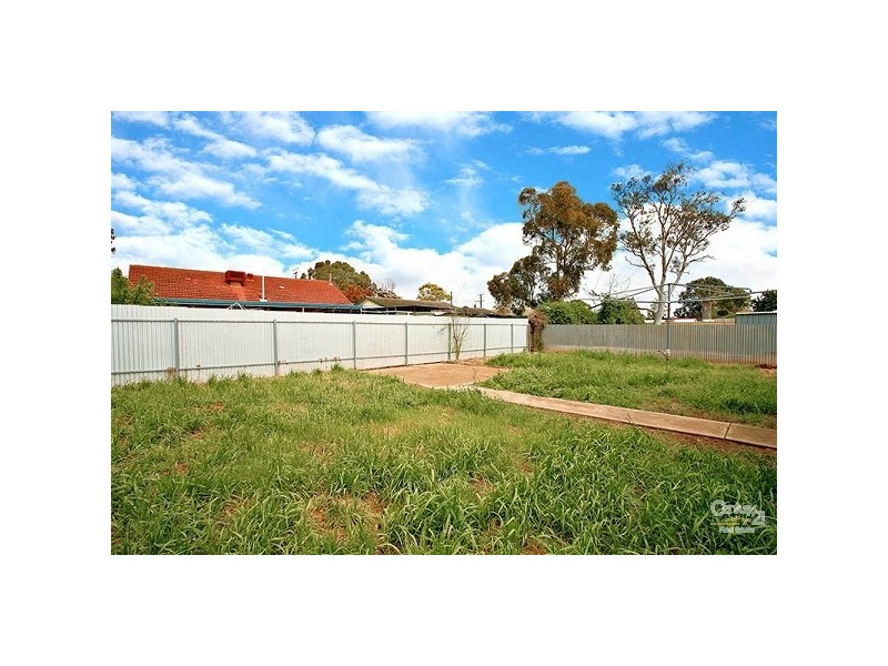 15 Hinsley Road, Smithfield Plains SA 5114