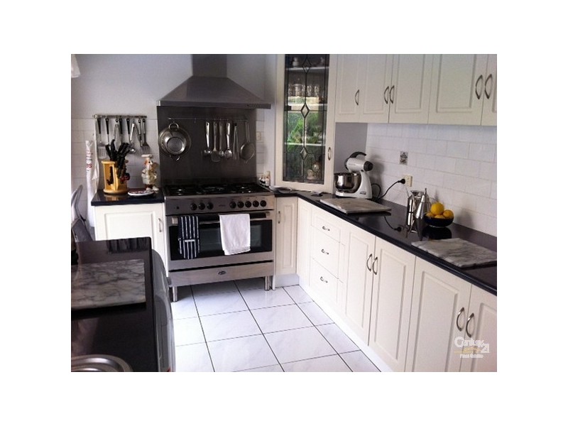 6 Warminster Road, Elizabeth Park SA 5113