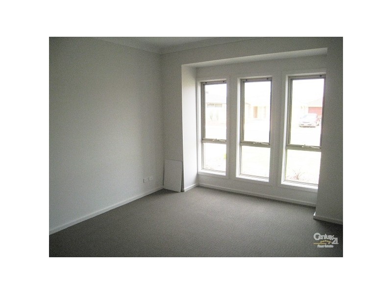 11 Burwood Road, Munno Para West SA 5115