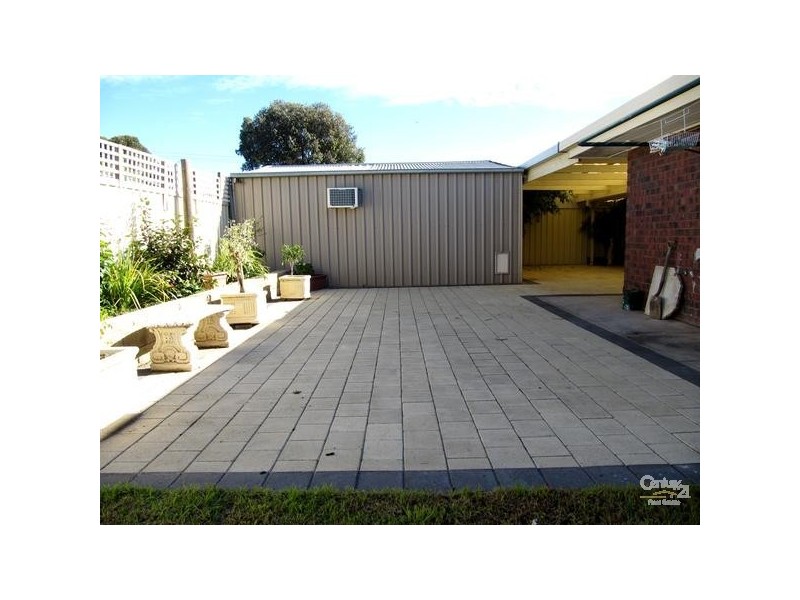 15 Lukin Avenue, Paralowie SA 5108