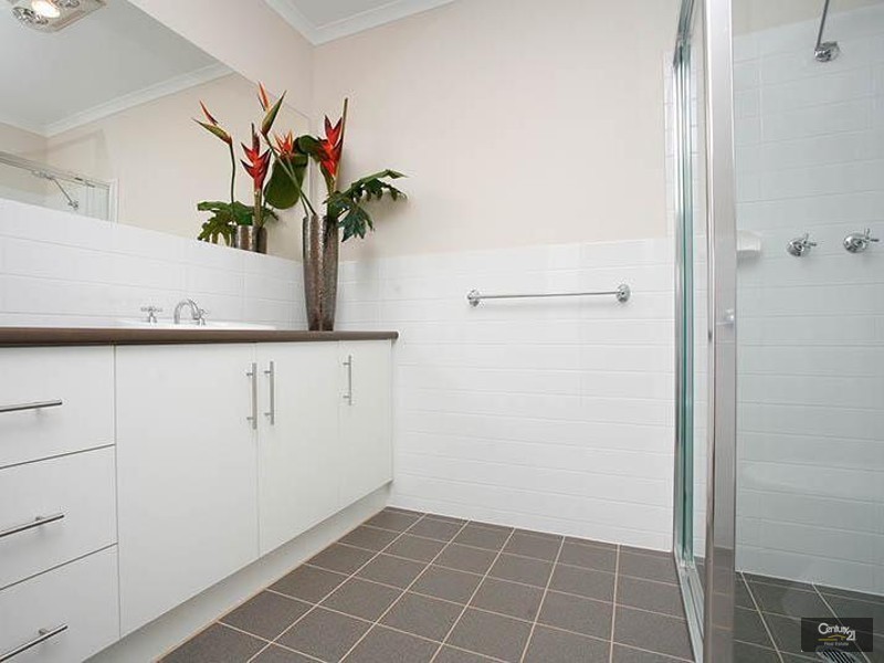 6 Kerang Street, Andrews Farm SA 5114