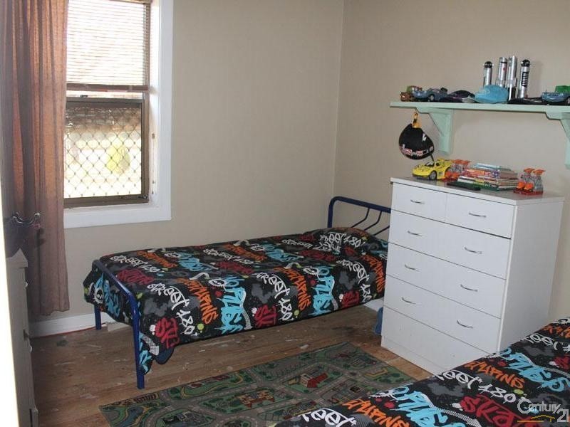 8 Mahood Street, Elizabeth Grove SA 5112