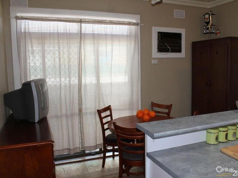 8 Mahood Street, Elizabeth Grove SA 5112