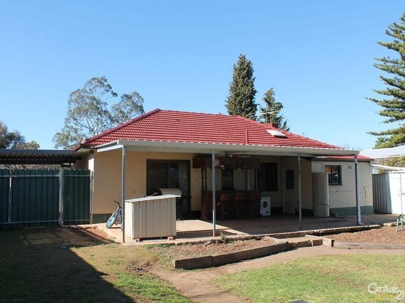 8 Mahood Street, Elizabeth Grove SA 5112