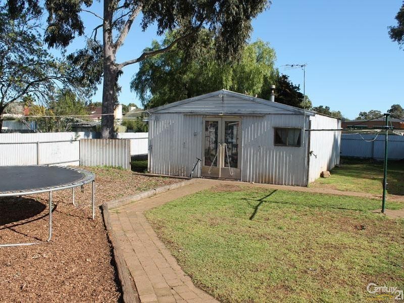 8 Mahood Street, Elizabeth Grove SA 5112