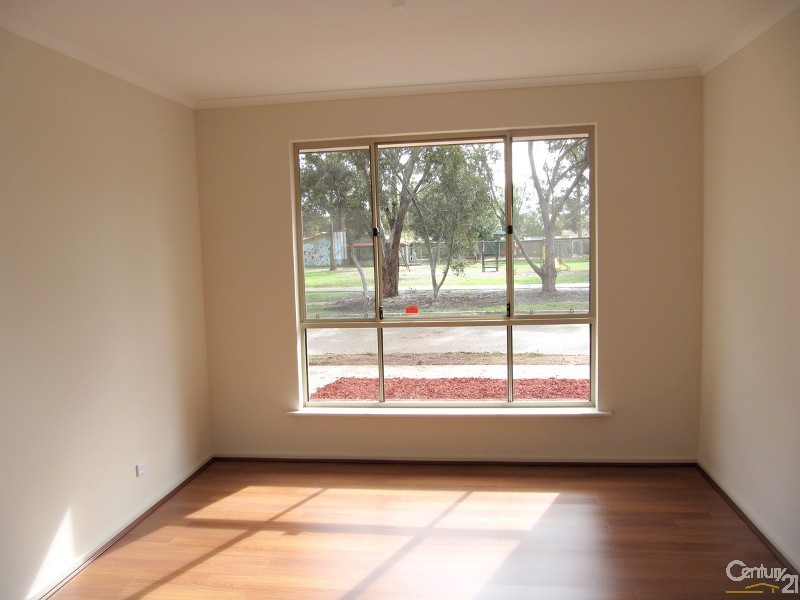 14 Tallara Crescent, Munno Para SA 5115