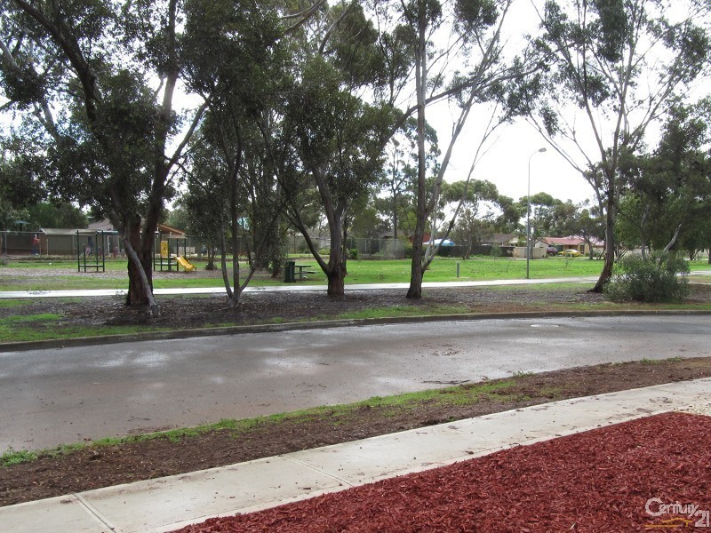 14 Tallara Crescent, Munno Para SA 5115