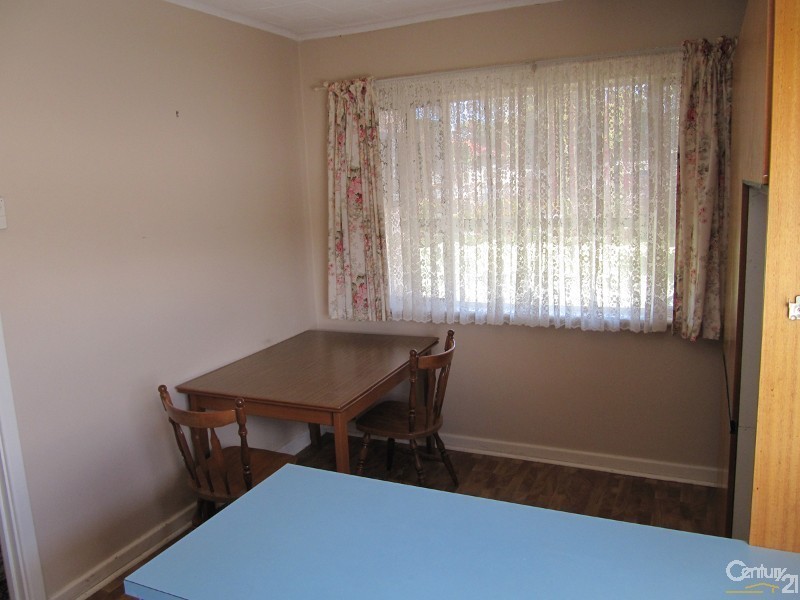 12 Frank Street, Para Hills SA 5096