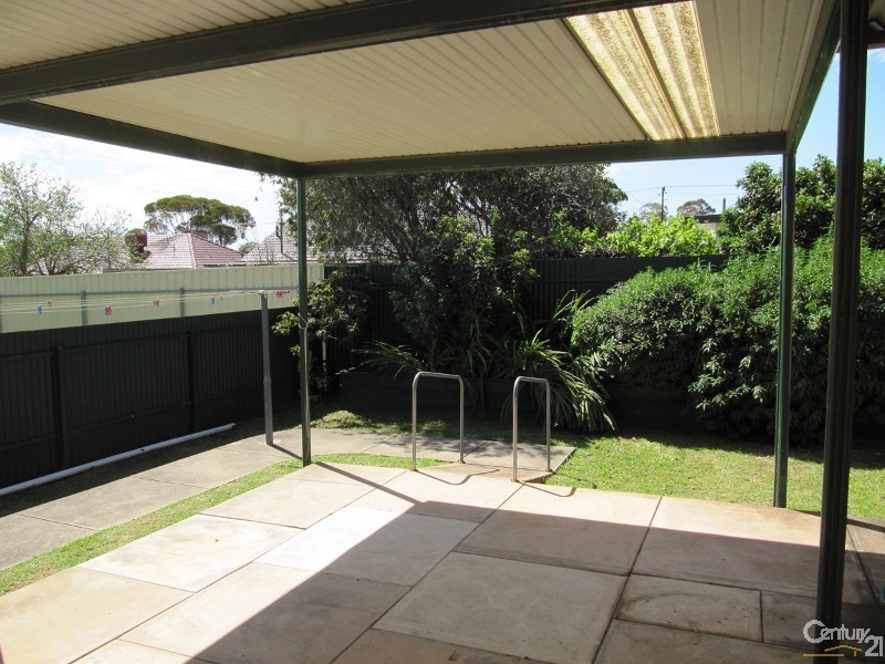 12 Frank Street, Para Hills SA 5096