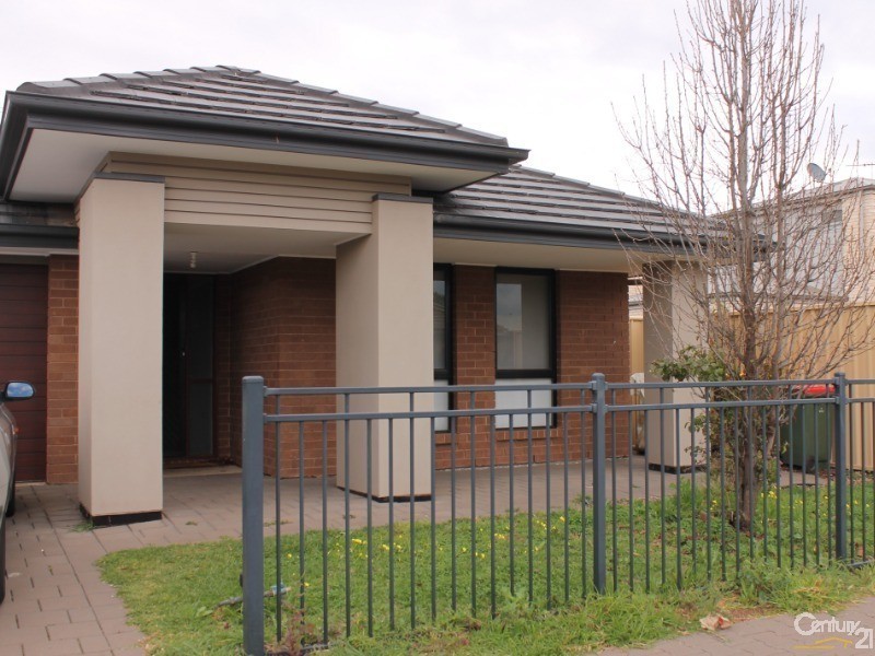 21 Saxon Street, Smithfield Plains SA 5114