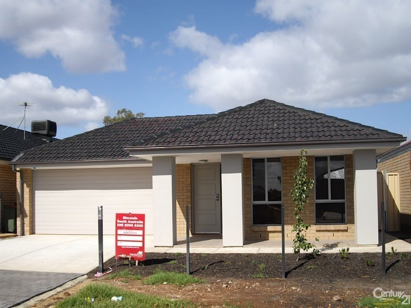 11 Tudor Crescent, Smithfield Plains SA 5114