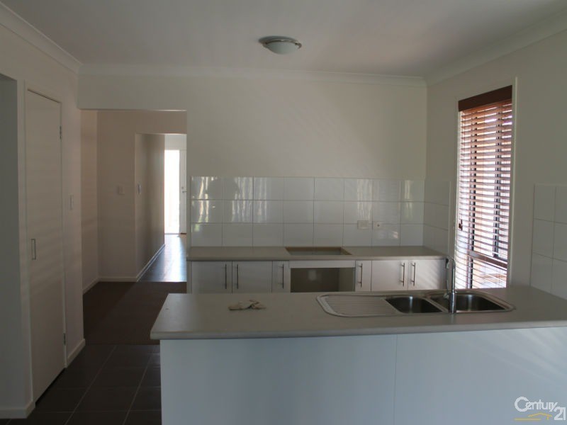 11 Tudor Crescent, Smithfield Plains SA 5114