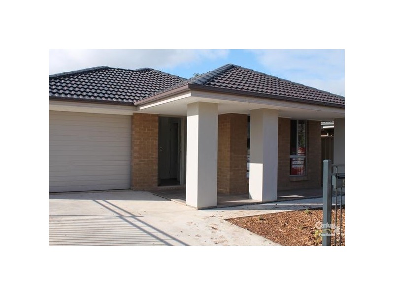 43 Small Crescent, Smithfield Plains SA 5114