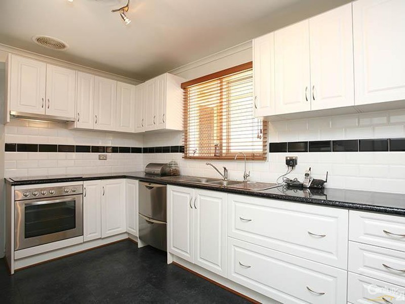 2 Onkaparinga Drive, Salisbury SA 5108