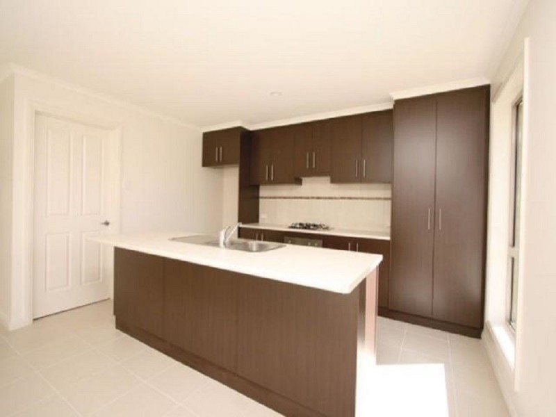 31 Chateau Avenue, Andrews Farm SA 5114