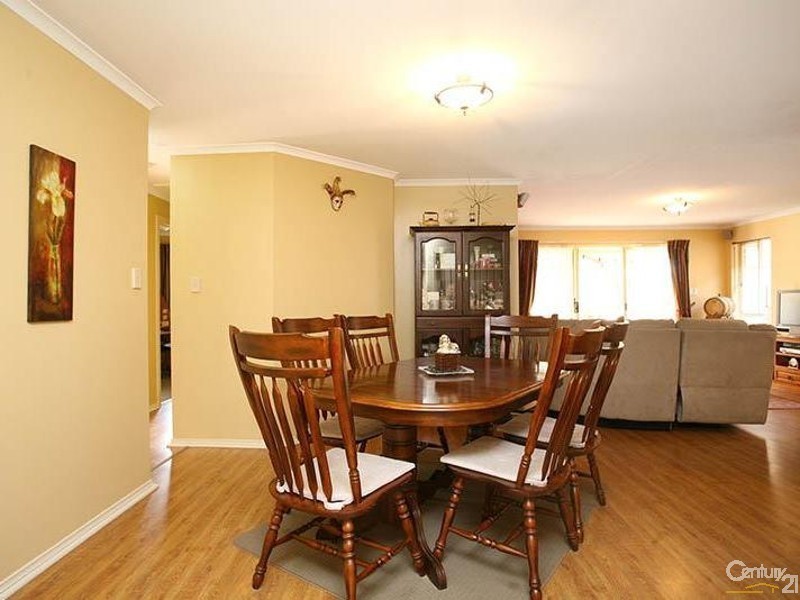 82 Parkway Circuit, Parafield Gardens SA 5107